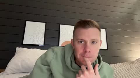 Snapshot of whoops1017 chatting on 03-06-25, 04:28 whoops1017 online show from 03-06-25, 04:28