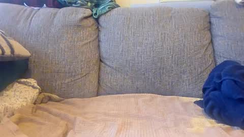 whorekneeweeny online show from 11-28-25, 06:54