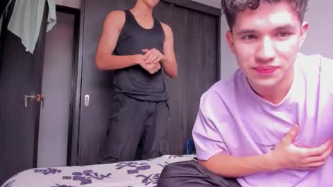 whos_he online show from 12-03-25, 04:38