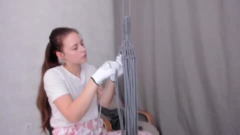 Snapshot of why_again_me chatting on 02-13-25, 08:45 Veronica online show from 02-13-25, 08:45