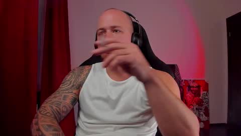 VI online show from 10-28-25, 06:10