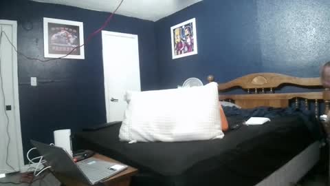 Snapshot of whyteboi8989 chatting on 09-26-25, 02:48 whyteboi8989 online show from 09-26-25, 02:48