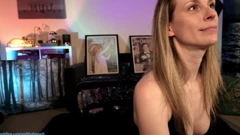 Gretchen  Jimmy online show from 02-02-25, 02:27