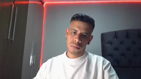 Snapshot of wild_bigcock36 chatting on 03-01-26, 02:02 WIL BIGCOCK online show from 03-01-26, 02:02