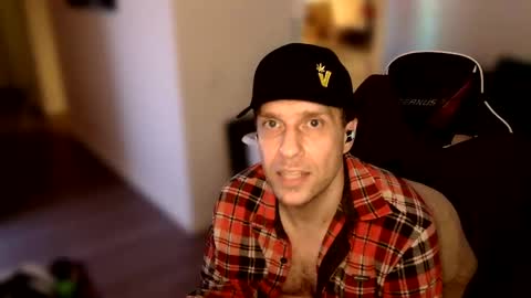 Snapshot of wild_otters chatting on 01-29-25, 04:36 Wi1d Ott3r online show from 01-29-25, 04:36