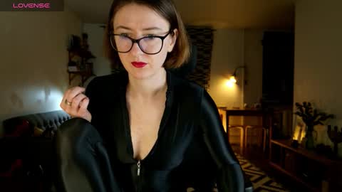 wild_peony online show from 10-09-25, 06:28