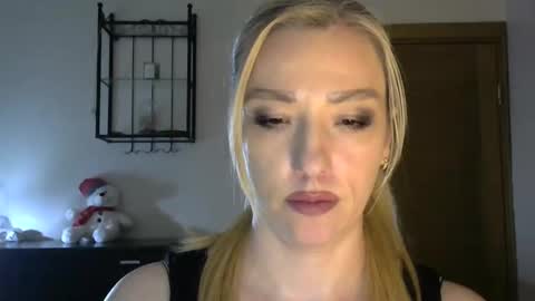 Alina online show from 02-18-25, 02:38