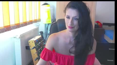 Bea online show from 09-26-25, 07:01