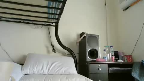 WildChick online show from 01-21-25, 06:54