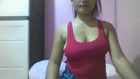 wildchilly_pearl19 online show from 11-05-25, 08:36