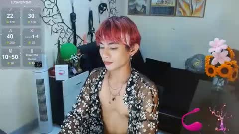 Snapshot of wildesttwinky chatting on 10-13-25, 04:29 Arvie Rubio online show from 10-13-25, 04:29