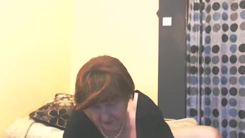 Snapshot of wildredcat chatting on 01-07-26, 09:01 WildRedCat online show from 01-07-26, 09:01