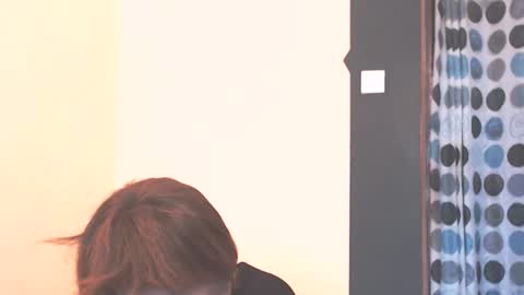 Snapshot of wildredcat chatting on 01-18-26, 10:30 WildRedCat online show from 01-18-26, 10:30