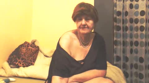 Snapshot of wildredcat chatting on 02-08-26, 11:52 WildRedCat online show from 02-08-26, 11:52