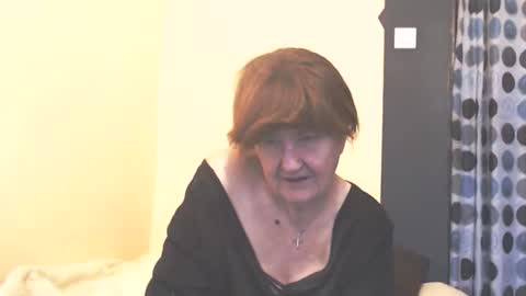 Snapshot of wildredcat chatting on 02-21-26, 12:28 WildRedCat online show from 02-21-26, 12:28