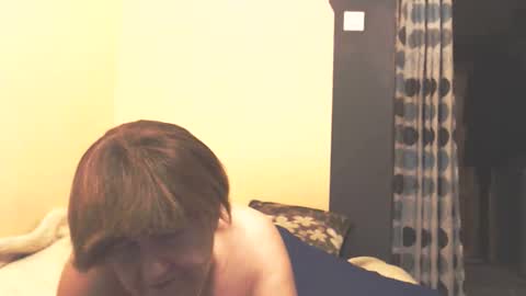 Snapshot of wildredcat chatting on 02-26-26, 11:26 WildRedCat online show from 02-26-26, 11:26