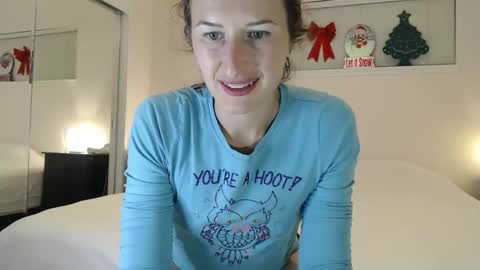 WildRose L - check my Pinned tweet if you dont see me online within 5 minutes after Ive sent email notifications online show from 01-08-26, 02:36