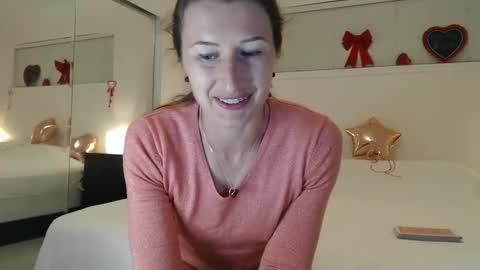 WildRose L - check my Pinned tweet if you dont see me online within 5 minutes after Ive sent email notifications online show from 02-17-26, 01:57