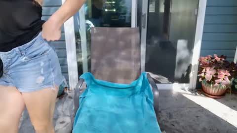 Snapshot of wildsouthernpeach chatting on 09-30-25, 04:34 Ivy online show from 09-30-25, 04:34