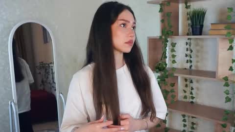 Snapshot of wilhelminawicklin chatting on 02-23-26, 09:39 Yuka online show from 02-23-26, 09:39