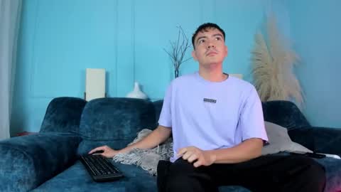 Snapshot of will_harvey chatting on 11-20-25, 12:16 will_harvey online show from 11-20-25, 12:16