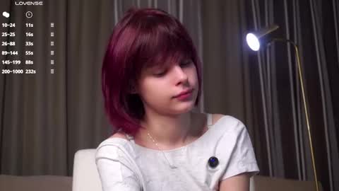 Snapshot of willalwaysloveyouuuuu chatting on 11-21-25, 11:31 Eva online show from 11-21-25, 11:31