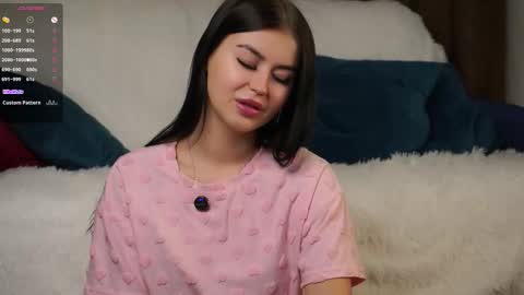 Snapshot of willalwaysloveyouuuuu chatting on 11-30-25, 01:09 Eva online show from 11-30-25, 01:09