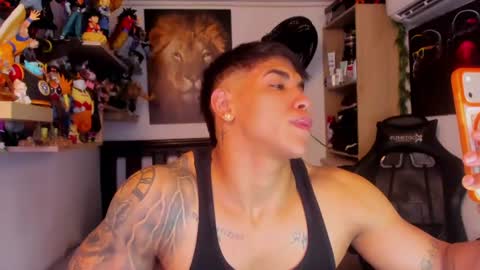 Snapshot of william_dracko9 chatting on 07-11-26, 07:38 Dracko online show from 07-11-26, 07:38