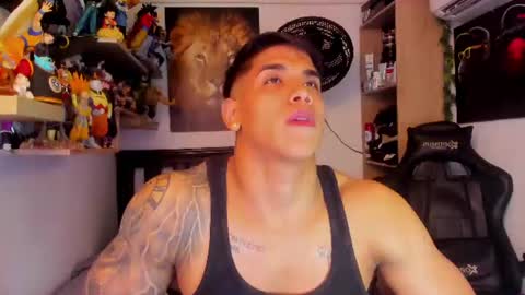 Snapshot of william_dracko9 chatting on 07-27-26, 02:29 Dracko online show from 07-27-26, 02:29