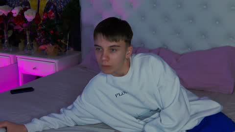 Snapshot of william_ross chatting on 01-06-25, 12:05 will online show from 01-06-25, 12:05