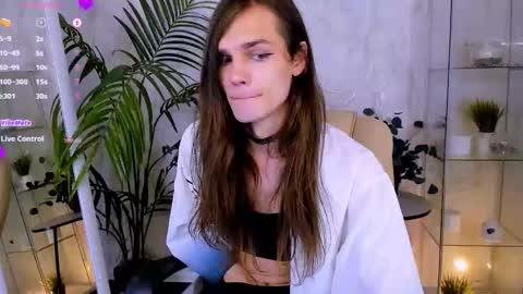 Snapshot of william_snake chatting on 01-14-26, 09:42 Will online show from 01-14-26, 09:42