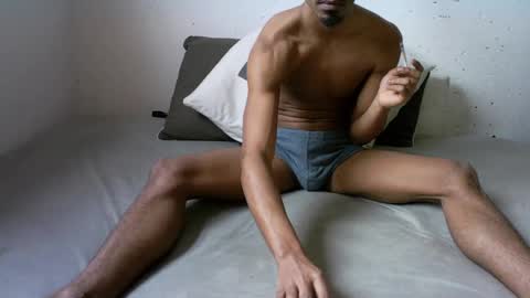 Snapshot of willingwillwet chatting on 01-23-25, 11:26 Call me Babe online show from 01-23-25, 11:26