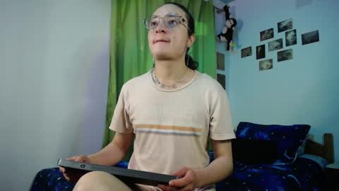 willmonkey online show from 10-26-25, 02:39