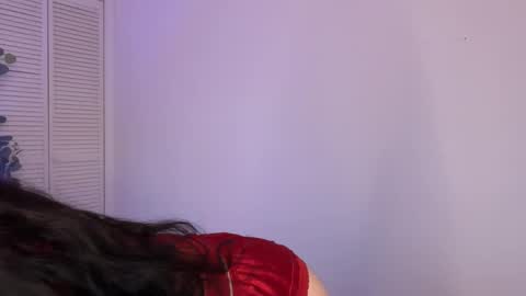 Snapshot of willoww888 chatting on 12-19-25, 02:24 Willow online show from 12-19-25, 02:24