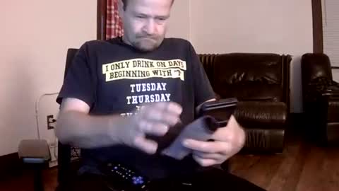 Snapshot of willydogg83 chatting on 10-26-25, 06:19 willydogg83 online show from 10-26-25, 06:19