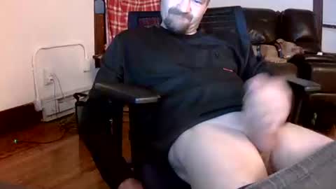 Snapshot of willydogg83 chatting on 11-07-25, 06:57 willydogg83 online show from 11-07-25, 06:57