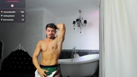 WilsonJules online show from 10-04-25, 07:28