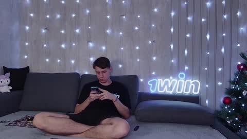 wineandboobs online show from 12-28-24, 03:48