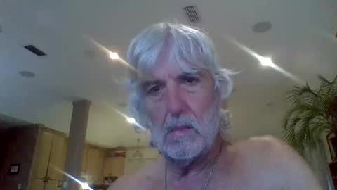 Snapshot of wineman2020 chatting on 12-04-25, 01:09 Charlie online show from 12-04-25, 01:09