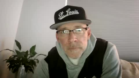 wingnutt765733 online show from 03-03-25, 12:26