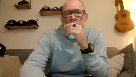 wingnutt765733 online show from 12-14-25, 11:09