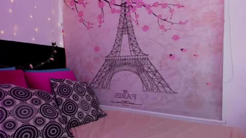 Wini Fer online show from 01-23-25, 05:31