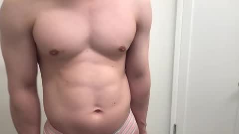 Snapshot of winsome_naked_gentleman chatting on 02-22-25, 02:17 WInsome online show from 02-22-25, 02:17