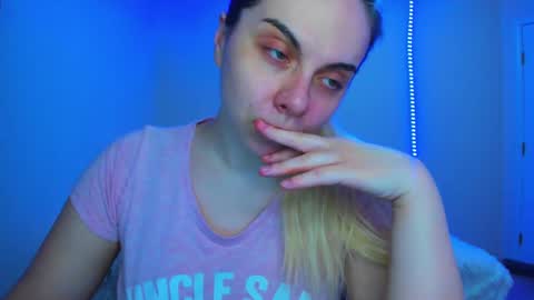 Winter Miracle online show from 02-18-25, 02:27