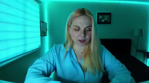 Winter Miracle online show from 12-17-25, 07:09