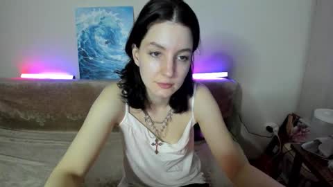 Snapshot of winter_moonl chatting on 12-04-25, 12:47 Vika online show from 12-04-25, 12:47