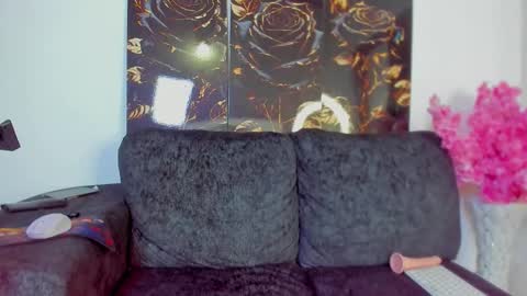 Snapshot of winy_hot chatting on 02-24-26, 01:36 winy_hot online show from 02-24-26, 01:36