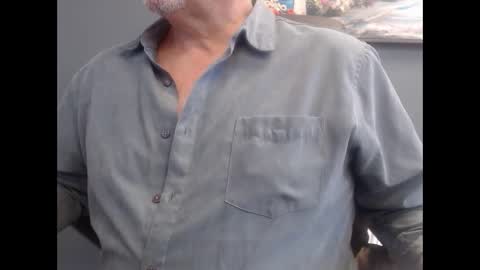 Snapshot of wisanonymousman chatting on 10-02-25, 10:17 Wisa Randy online show from 10-02-25, 10:17