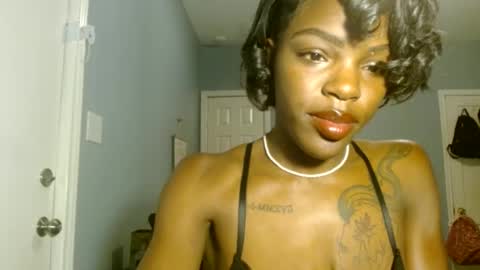 Chanel online show from 12-08-24, 07:58