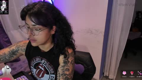 Snapshot of witchofhearts chatting on 01-09-25, 11:13 Luna Violeta A r t i s t online show from 01-09-25, 11:13